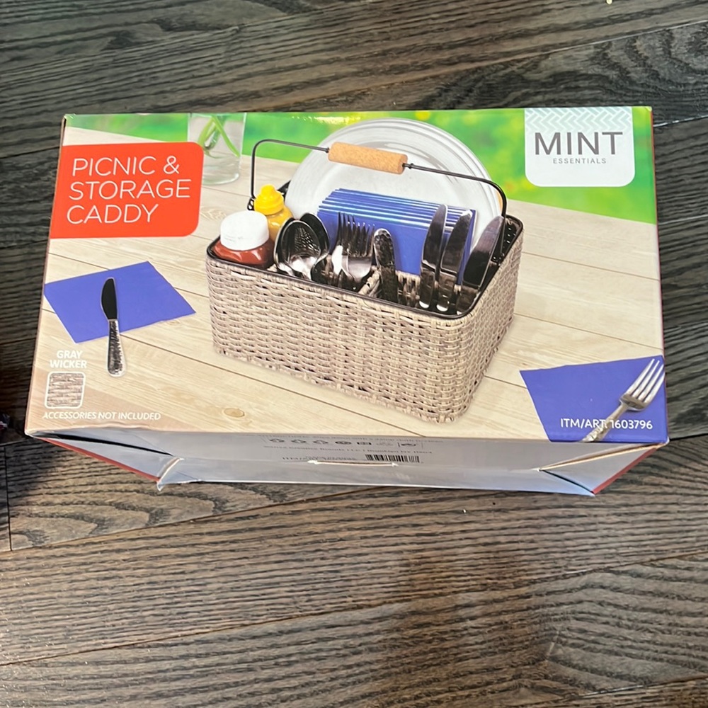 New- Mint Essentials Picnic & Storage Caddy Set